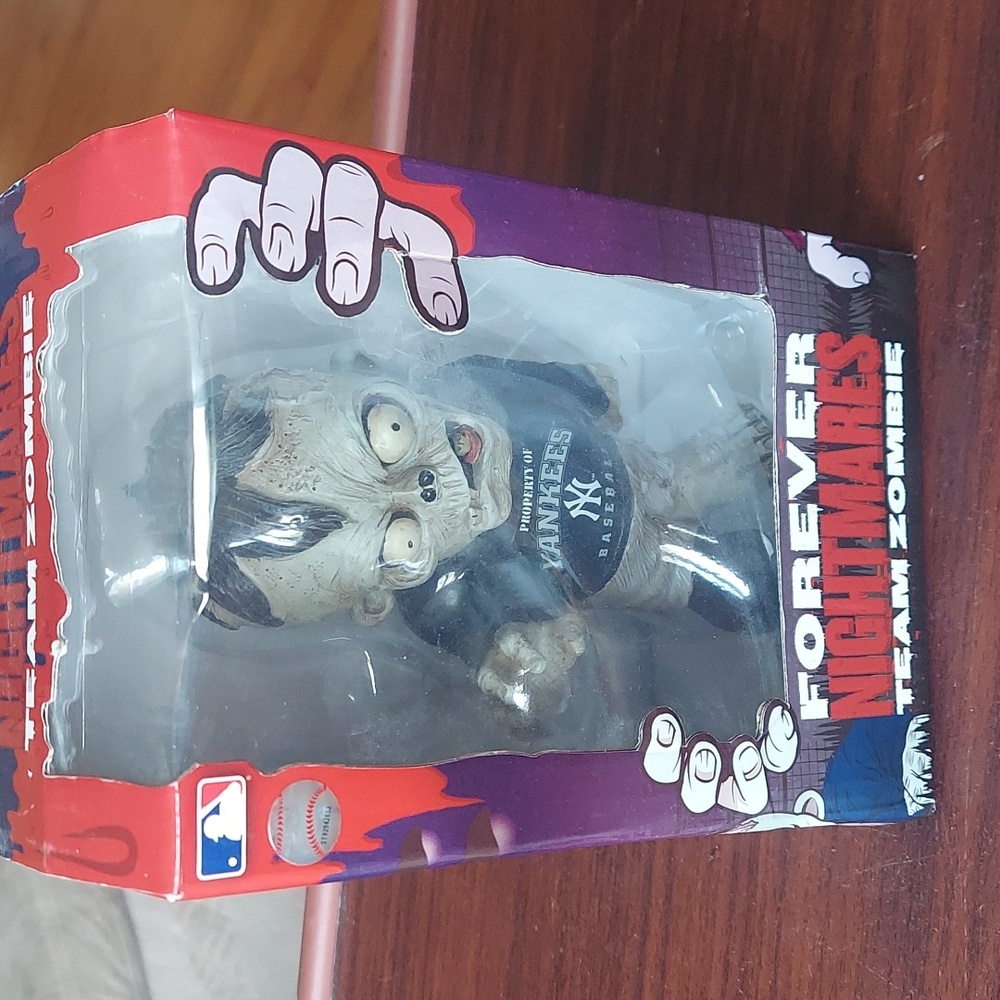 Yankees forever nightmares team zombie new.